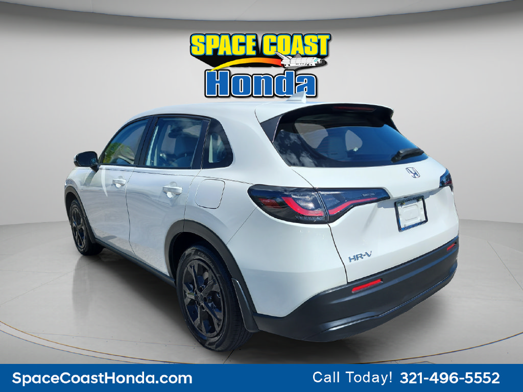 Used 2025 Honda HR-V LX image 6