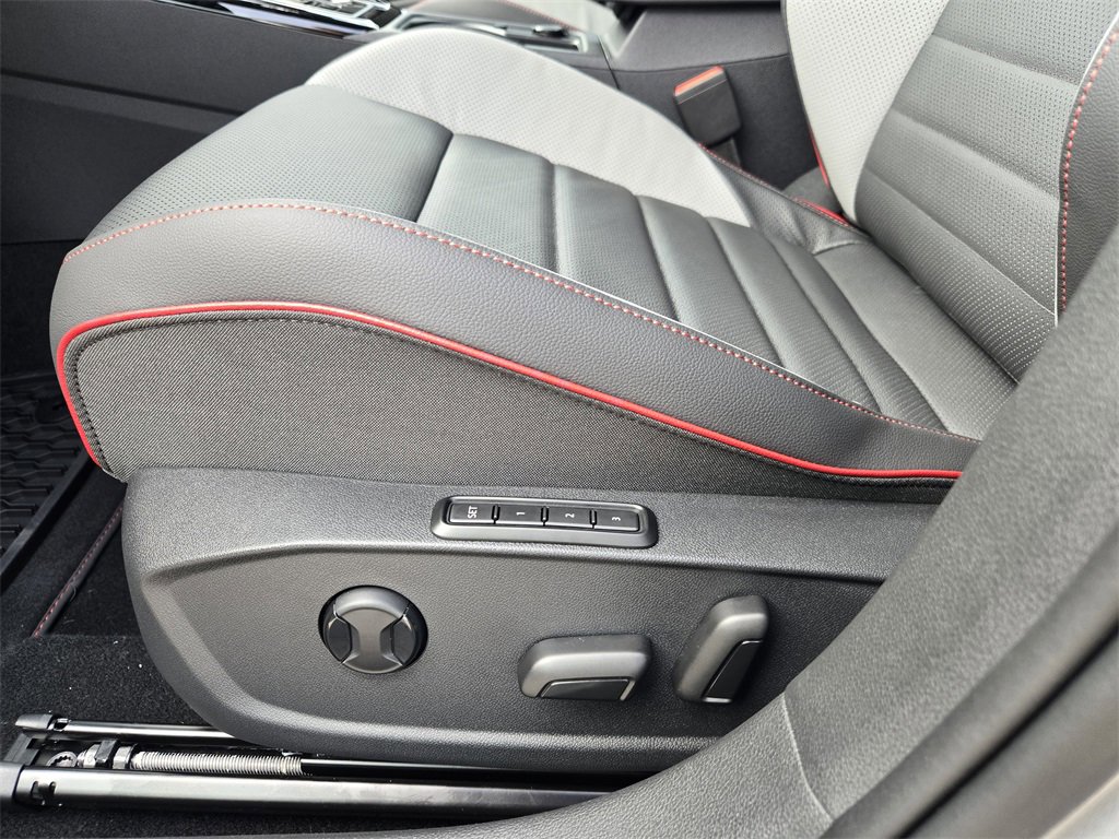 New 2025 Volkswagen GTI Autobahn image 17