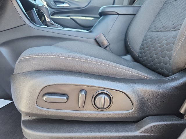 Used 2020 Chevrolet Equinox LT AWD/4WD image 19