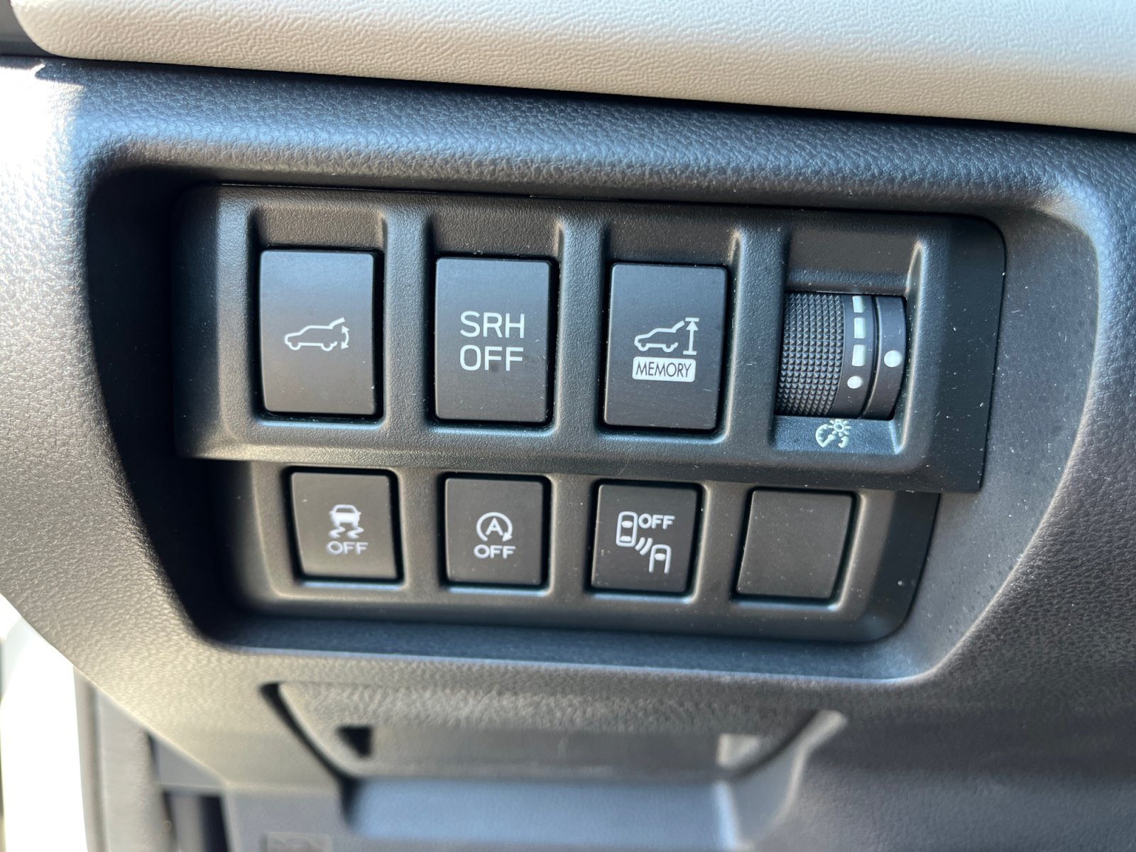 Used 2023 Subaru Forester Limited AWD/4WD image 17