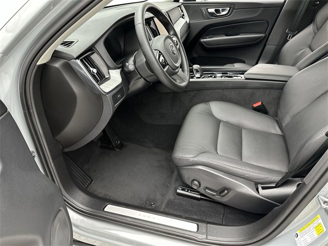 Certified 2025 Volvo XC60 B5 Plus image 11