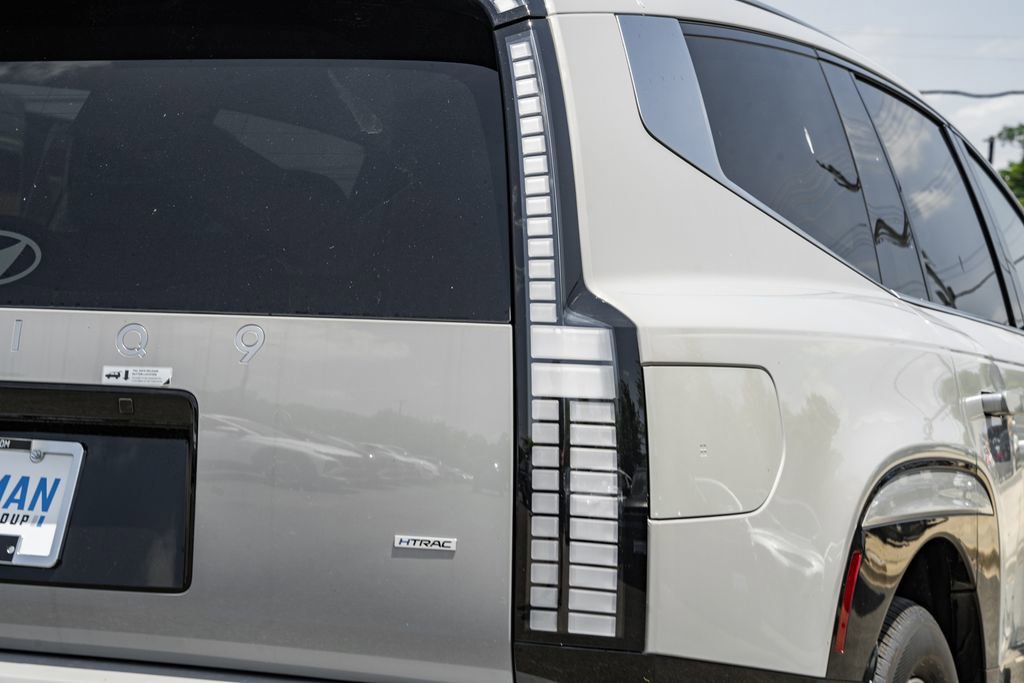 New 2026 Hyundai Ioniq 9 SEL image 6