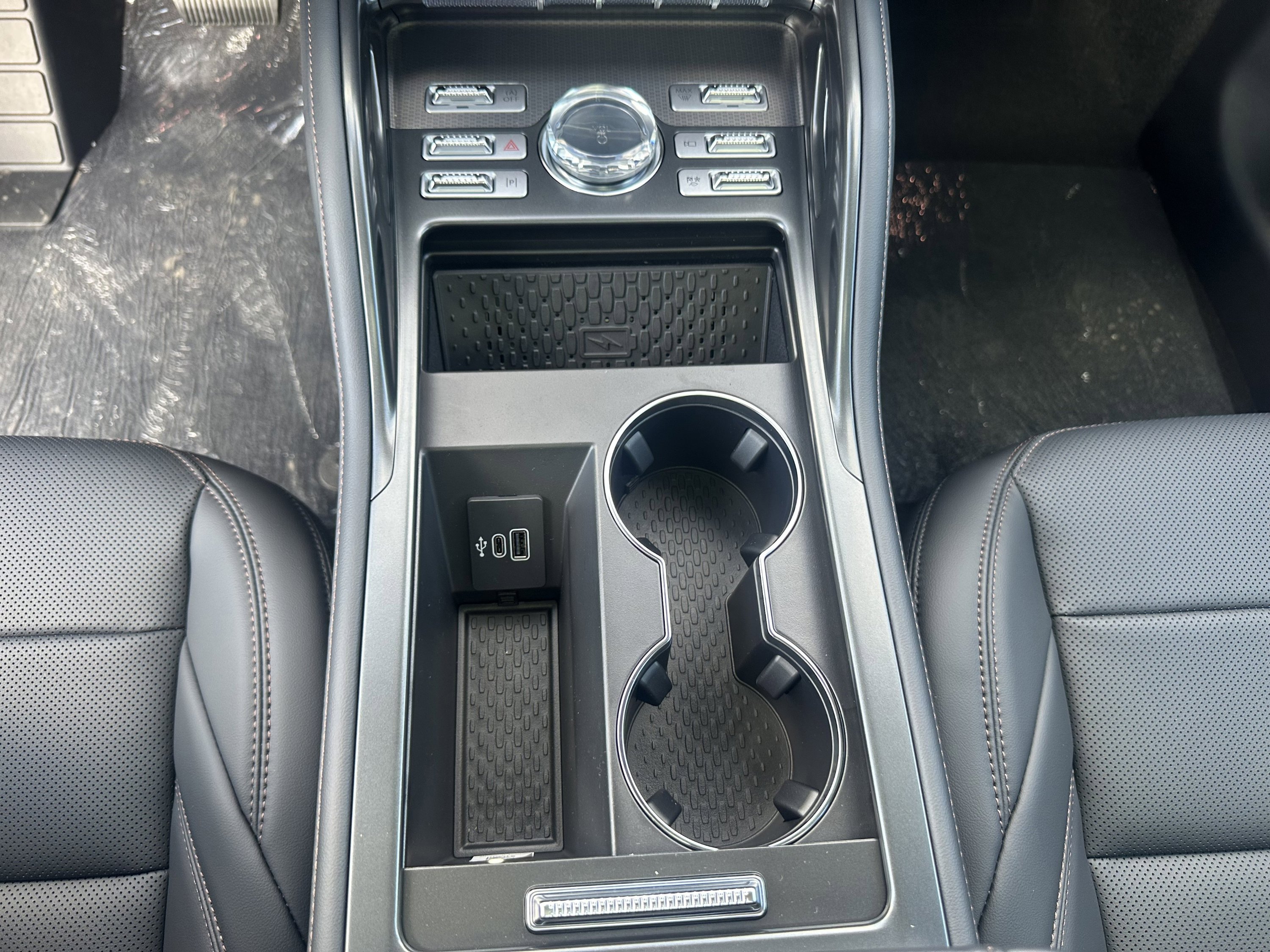 New 2026 Lincoln Nautilus Premier w/ Equipment Group 102A image 16