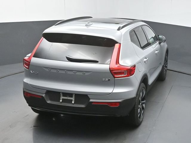New 2026 Volvo XC40 B5 Ultra w/ Protection Package Premier image 45