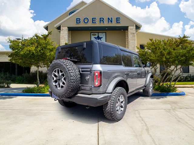 Used 2025 Ford Bronco Badlands image 5