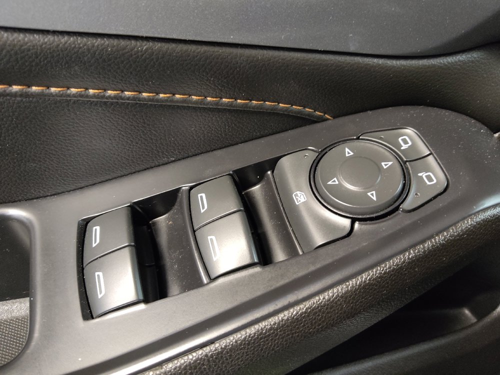 Used 2021 Chevrolet Traverse LS FWD image 27