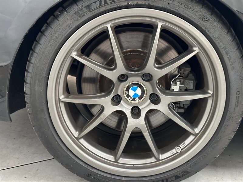 Used 2007 BMW 335i Convertible RWD image 25