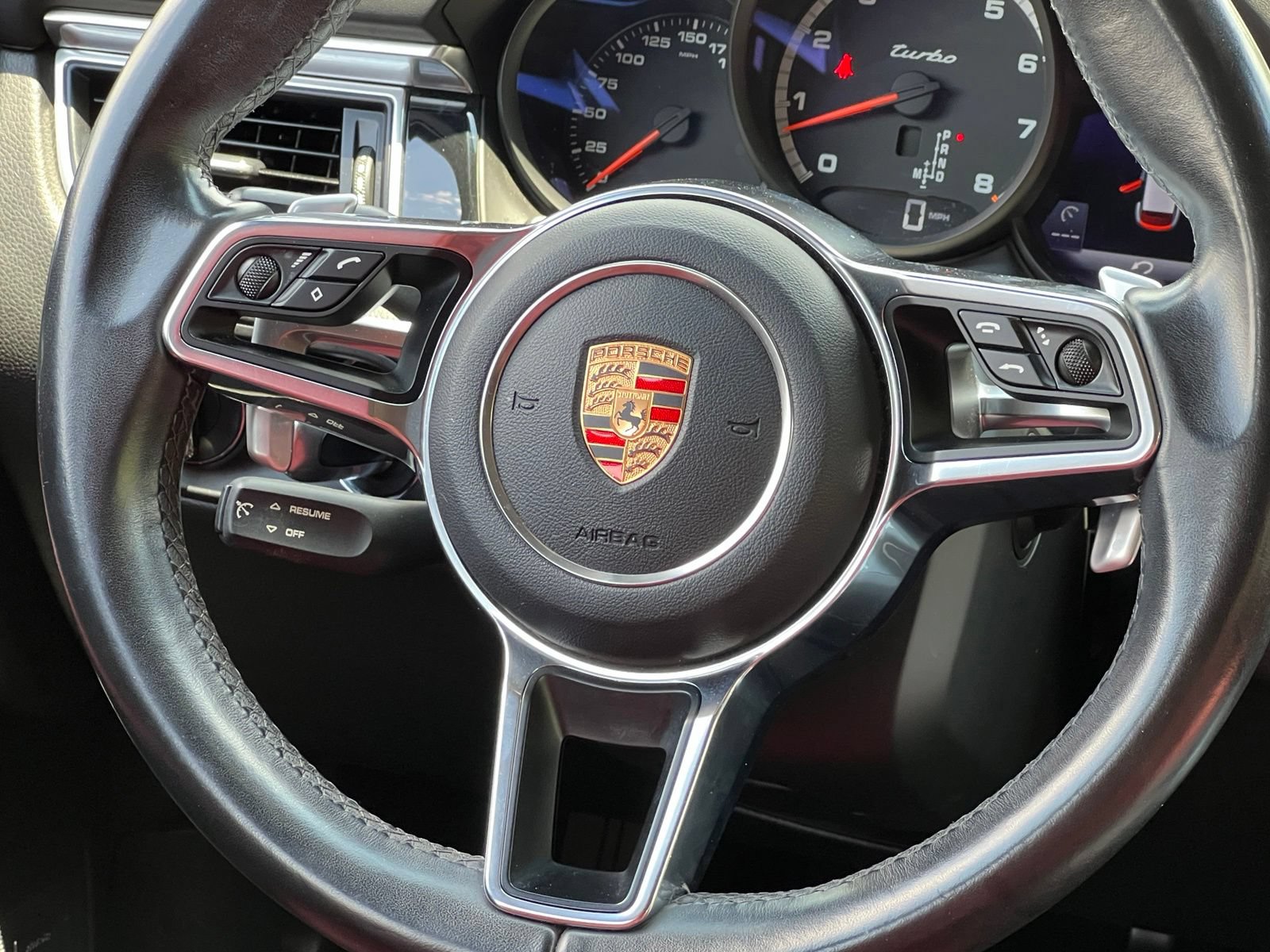 Certified 2015 Porsche Macan Turbo AWD/4WD image 24