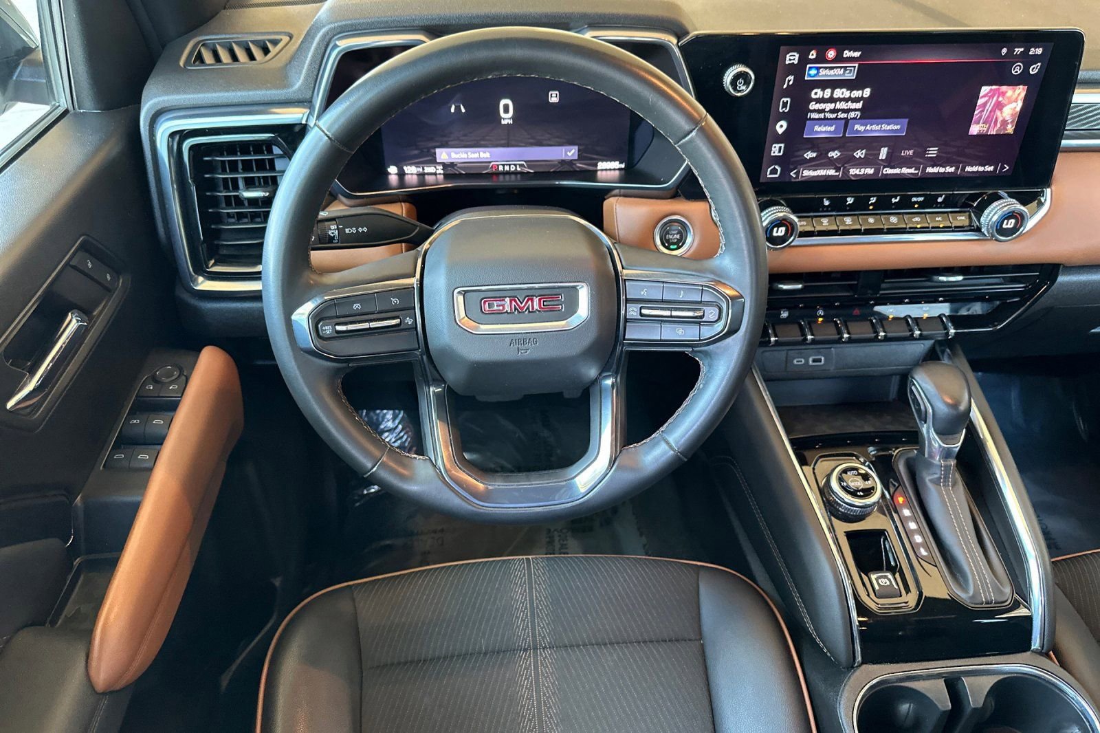 Used 2024 GMC Canyon AT4 AWD/4WD image 15