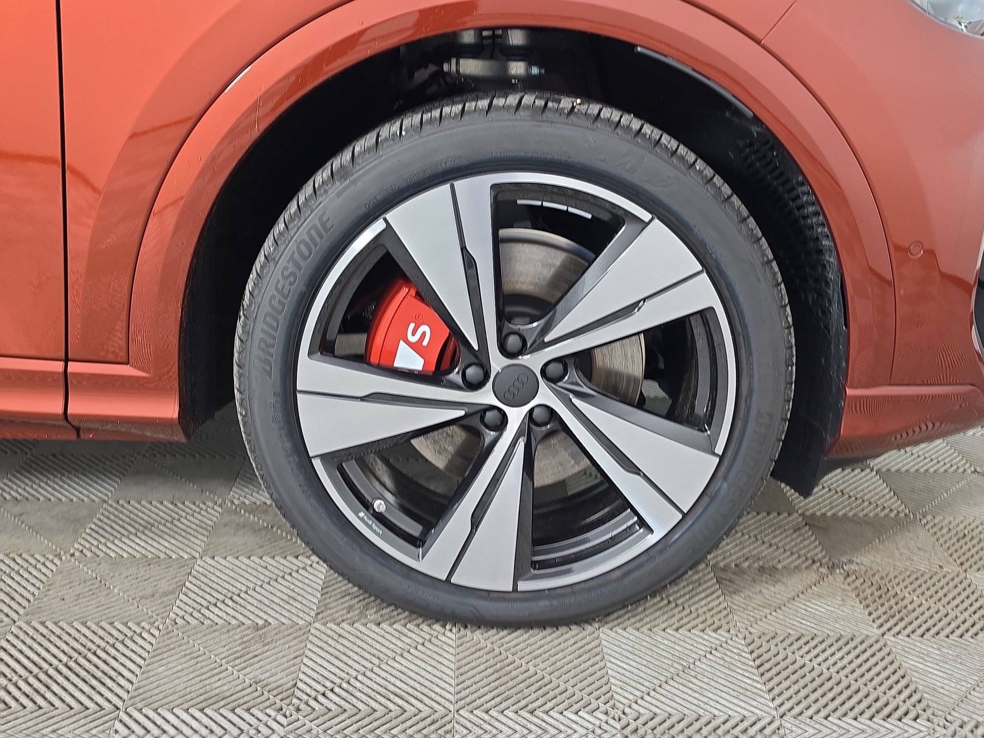 New 2026 Audi SQ5 Premium Plus AWD/4WD image 8