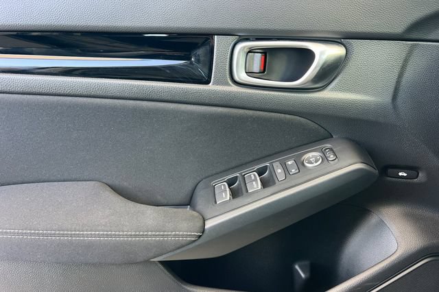 Used 2023 Honda Civic EX image 11