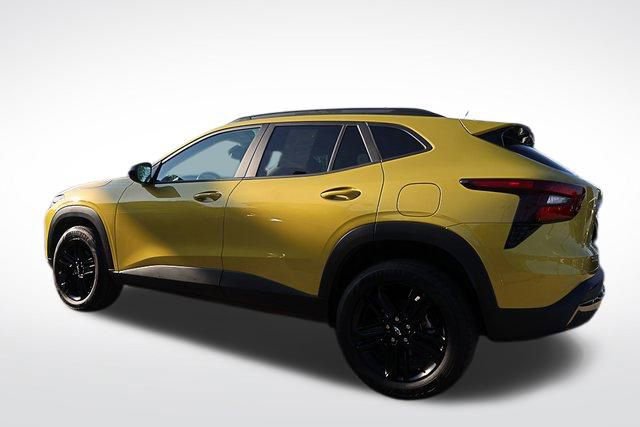 Used 2025 Chevrolet Trax ACTIV image 8