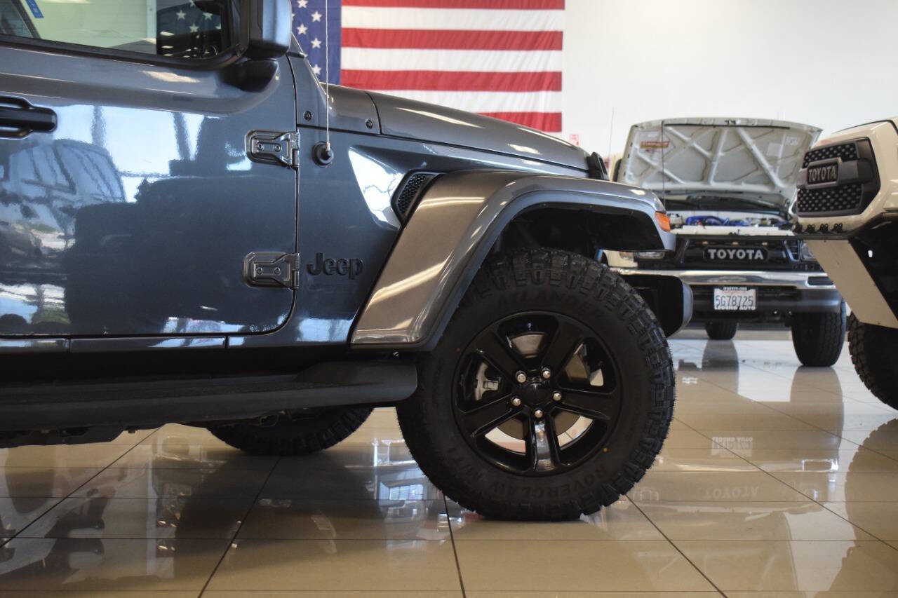 Used 2020 Jeep Wrangler Unlimited Sahara image 39
