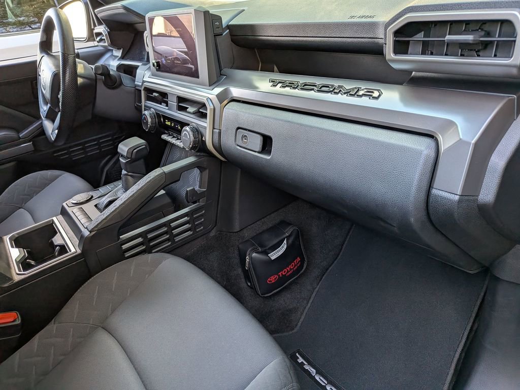 Used 2024 Toyota Tacoma SR5 image 31