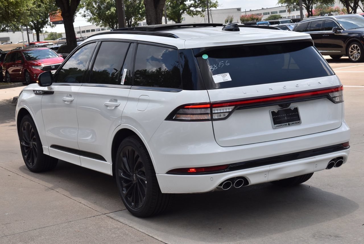 New 2026 Lincoln Aviator Reserve AWD/4WD image 9