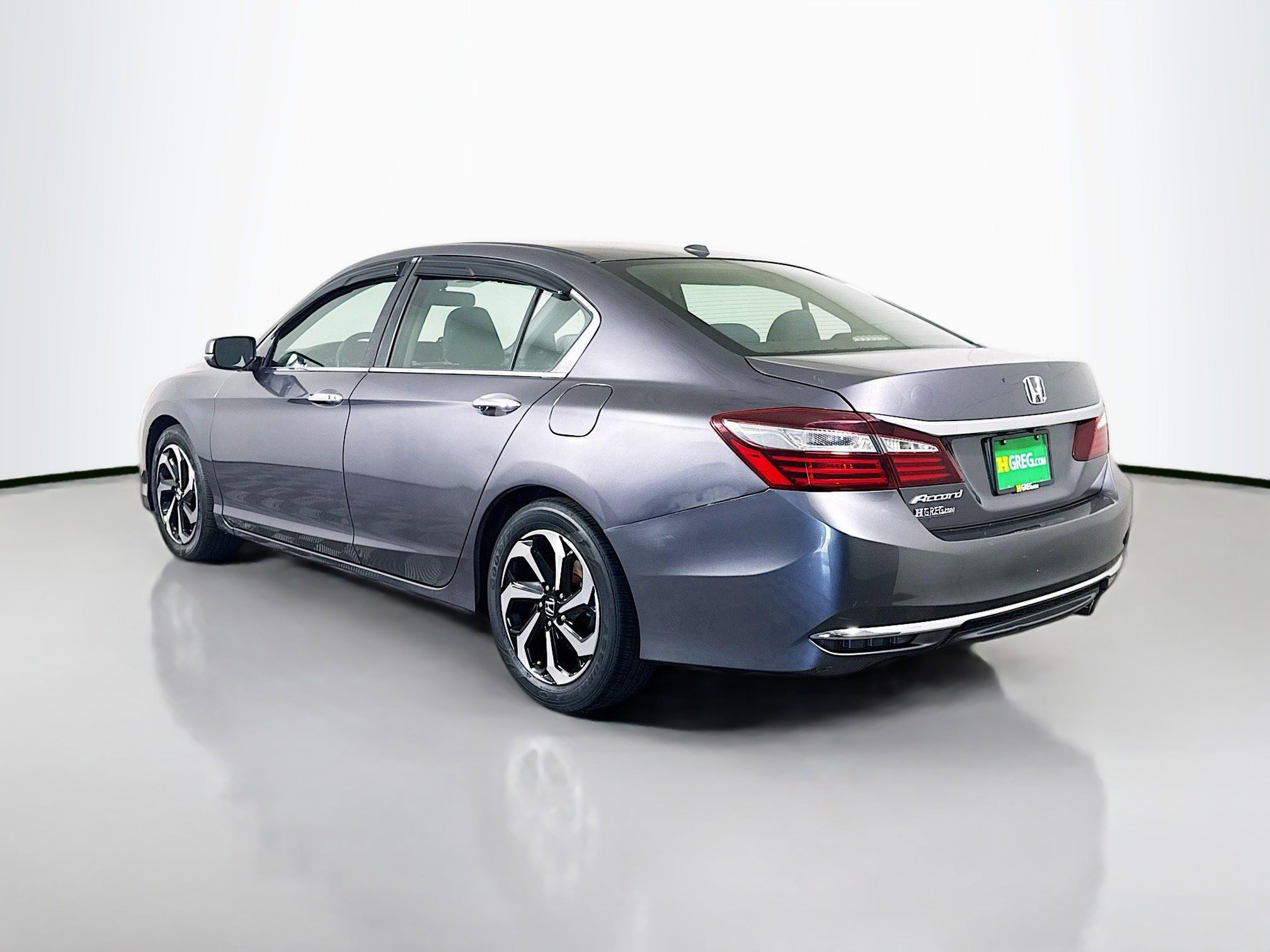 Used 2017 Honda Accord EX image 7