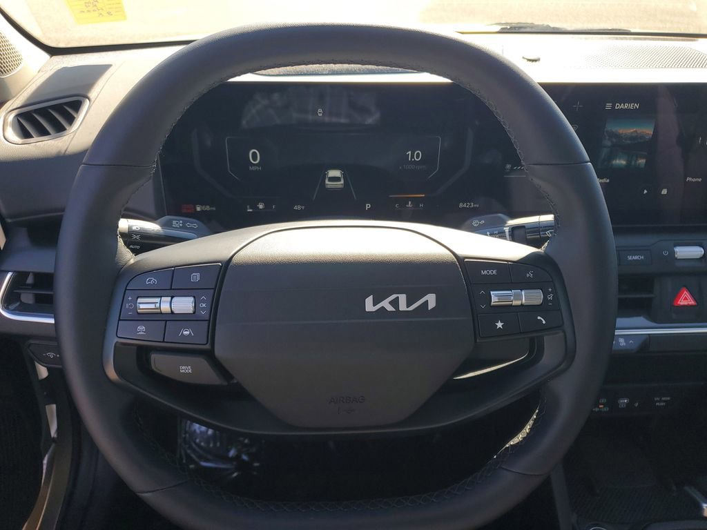 Used 2025 Kia K4 EX image 10