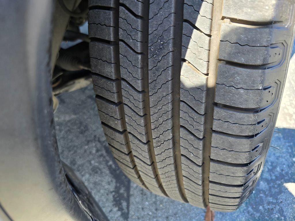 Used 2015 Nissan Rogue SL image 29