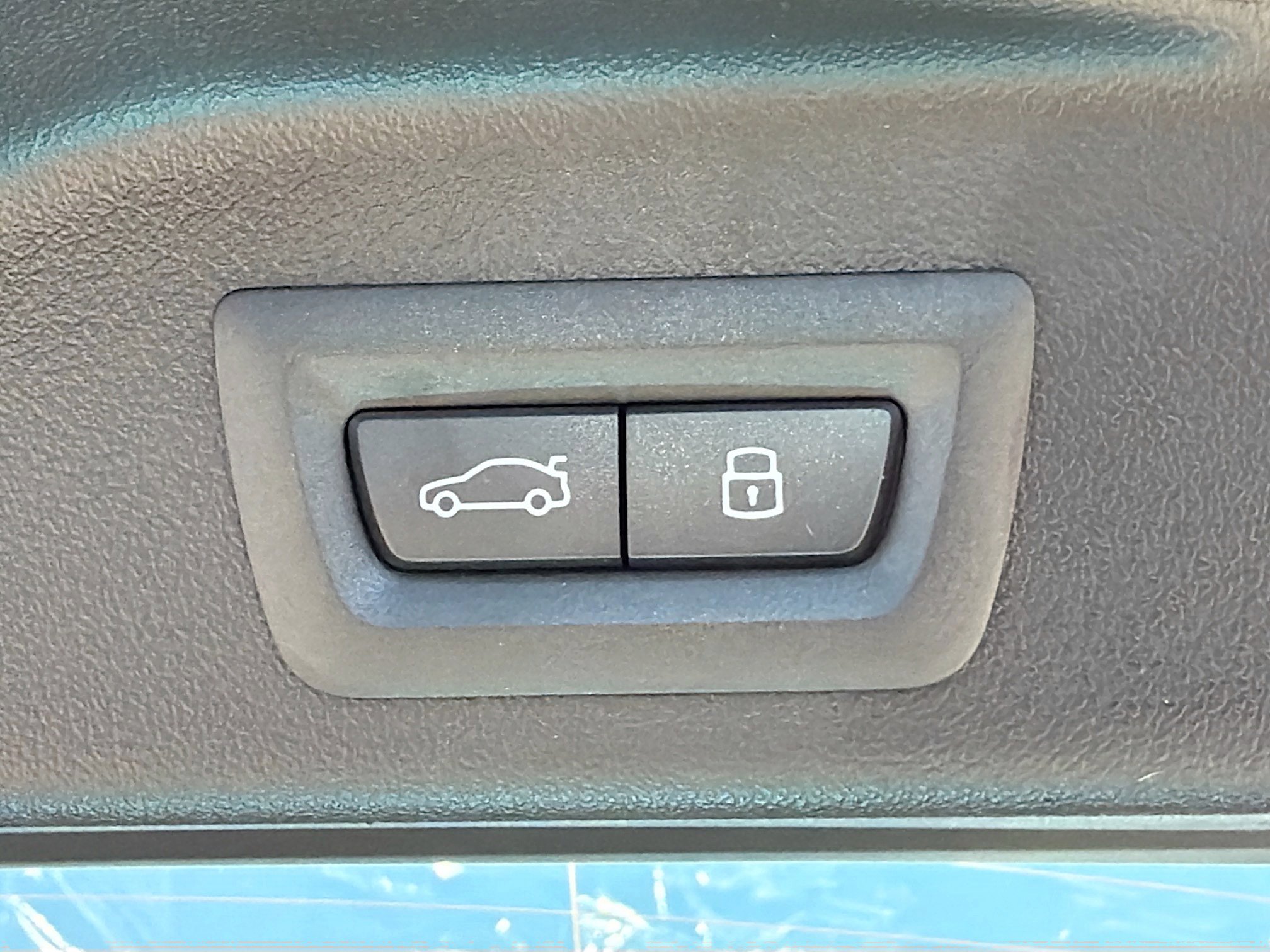 New 2026 BMW X5 xDrive50e w/ Executive Package image 13