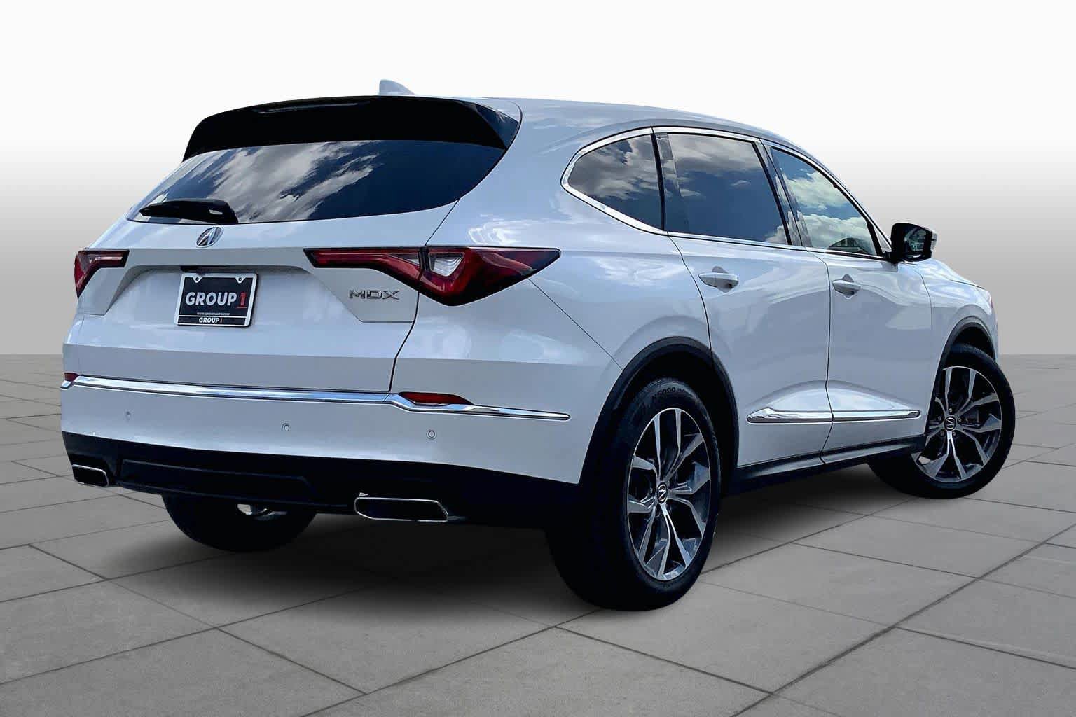 Certified 2023 Acura MDX FWD w/ Technology Package image 13