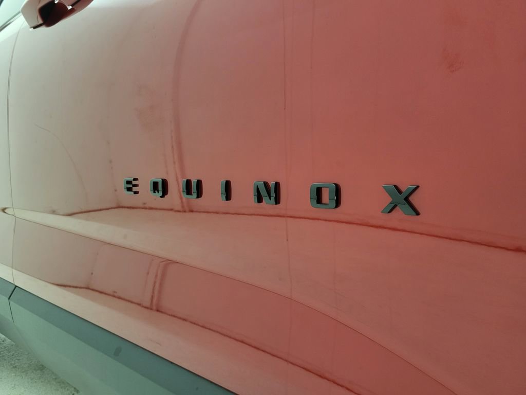 New 2026 Chevrolet Equinox LT w/ Midnight Edition image 19