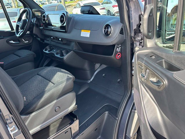 New 2026 Mercedes-Benz Sprinter 2500 image 33