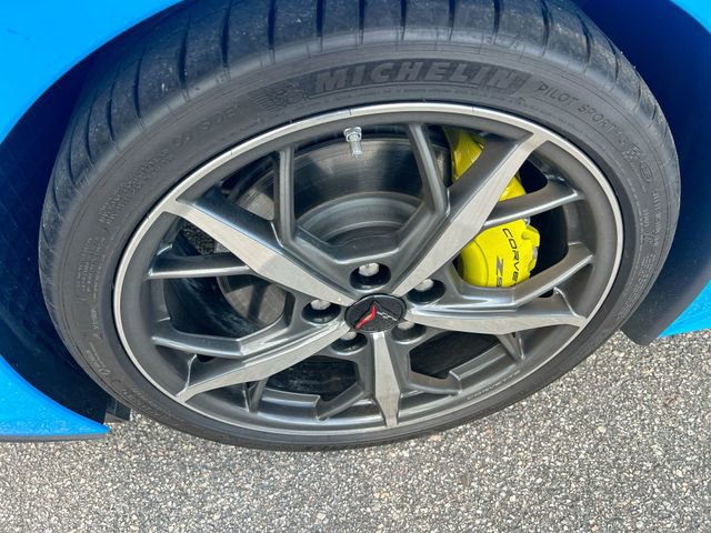 Used 2023 Chevrolet Corvette Stingray Premium Cpe w/ Z51 Performance Package image 14