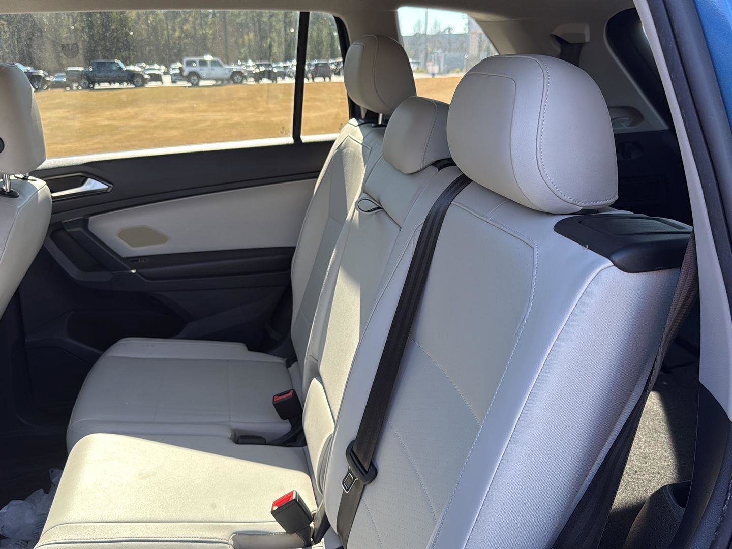 Used 2018 Volkswagen Tiguan SE image 21