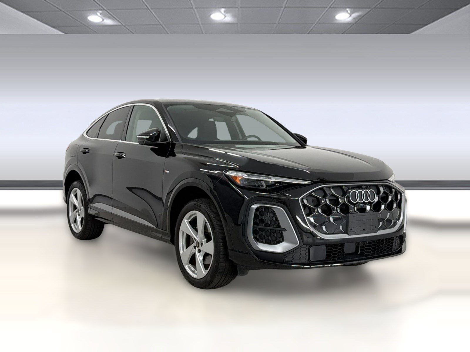 Used 2025 Audi Q5 Premium Plus w/ Premium Plus AWD/4WD image 7