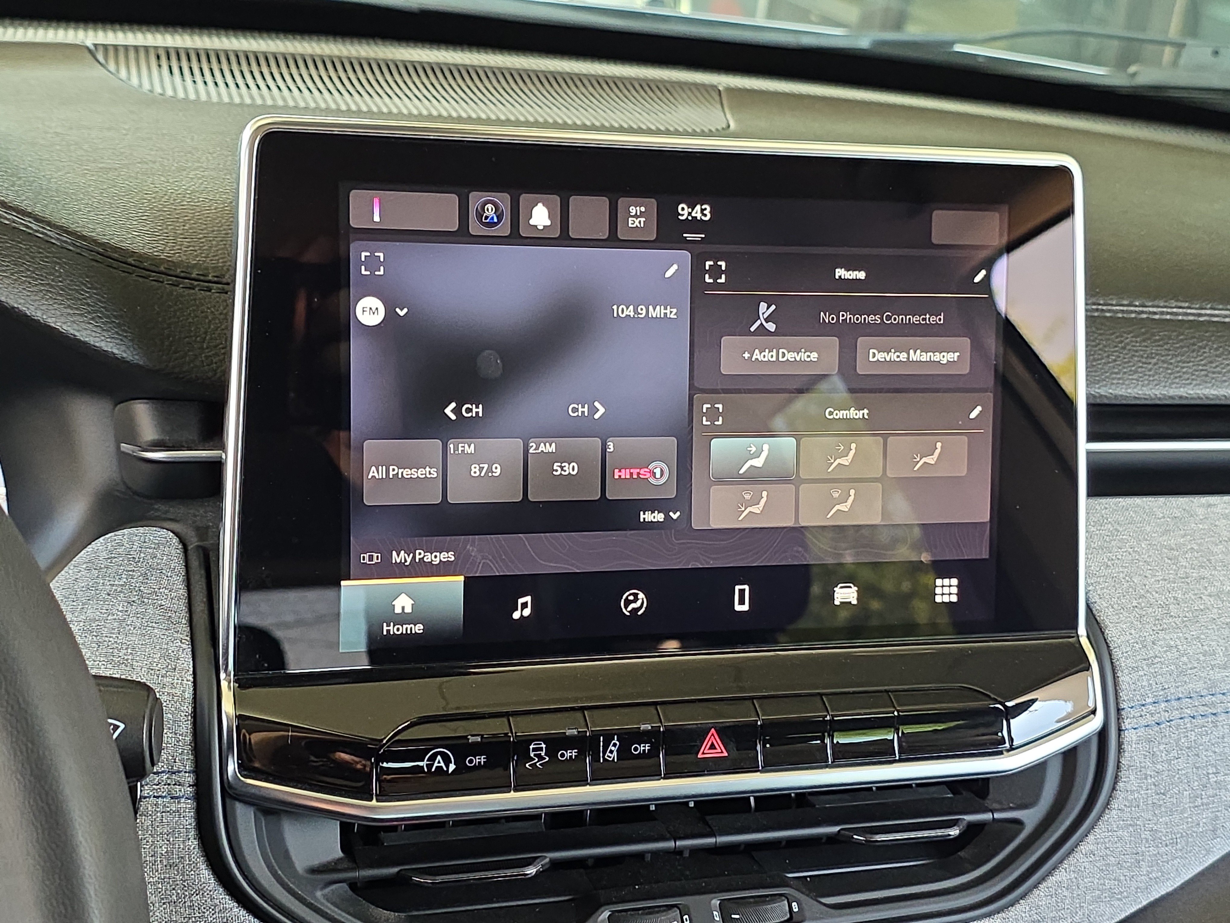 Used 2022 Jeep Compass Latitude FWD image 17