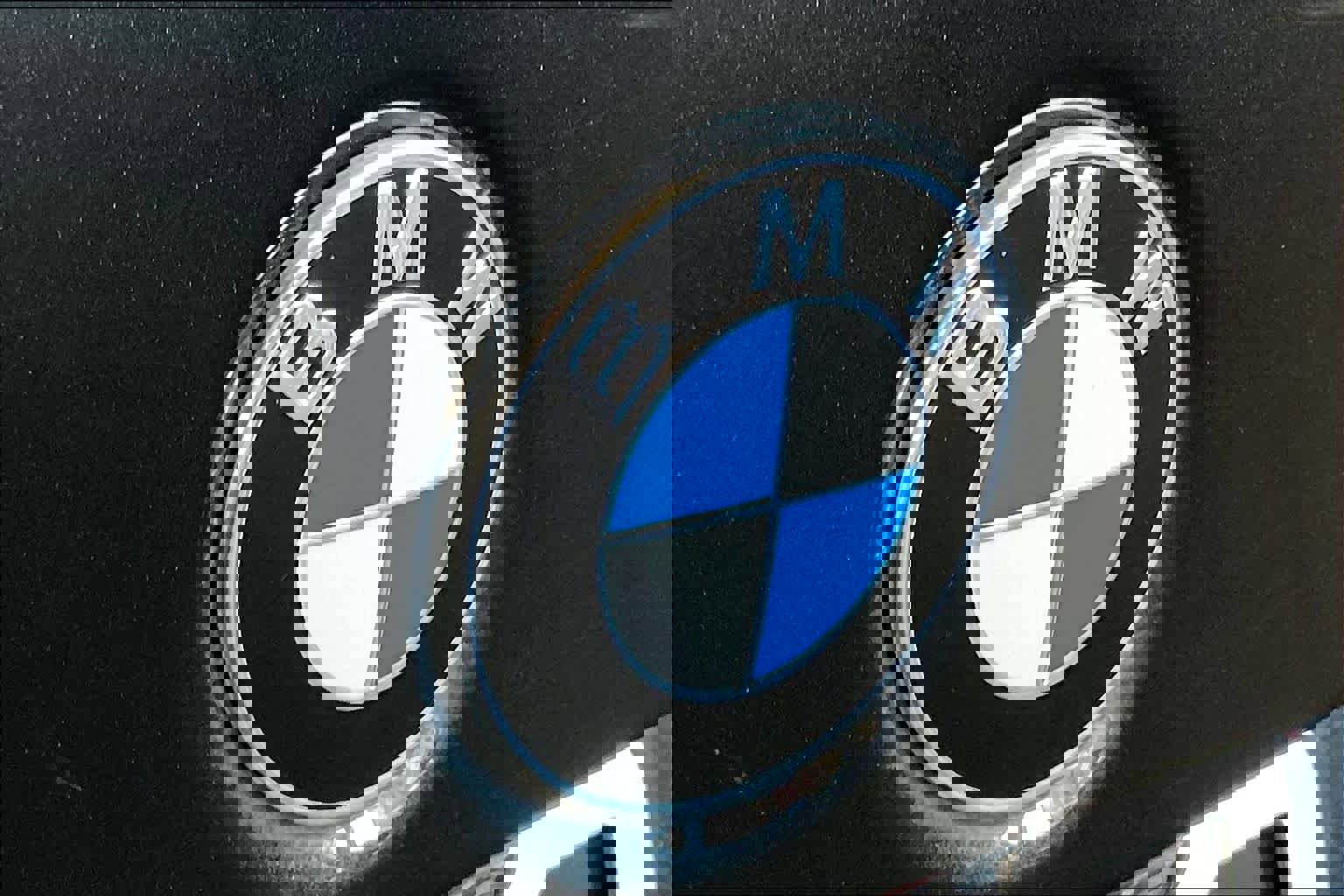 Used 2023 BMW 330i Sedan w/ M Sport Package image 30