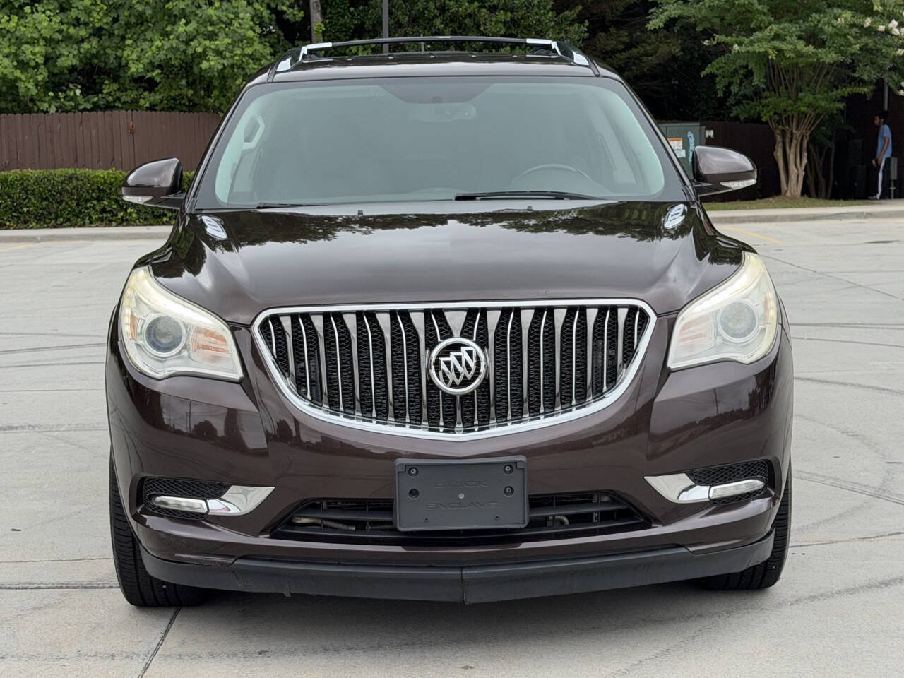 Used 2016 Buick Enclave Leather FWD image 2