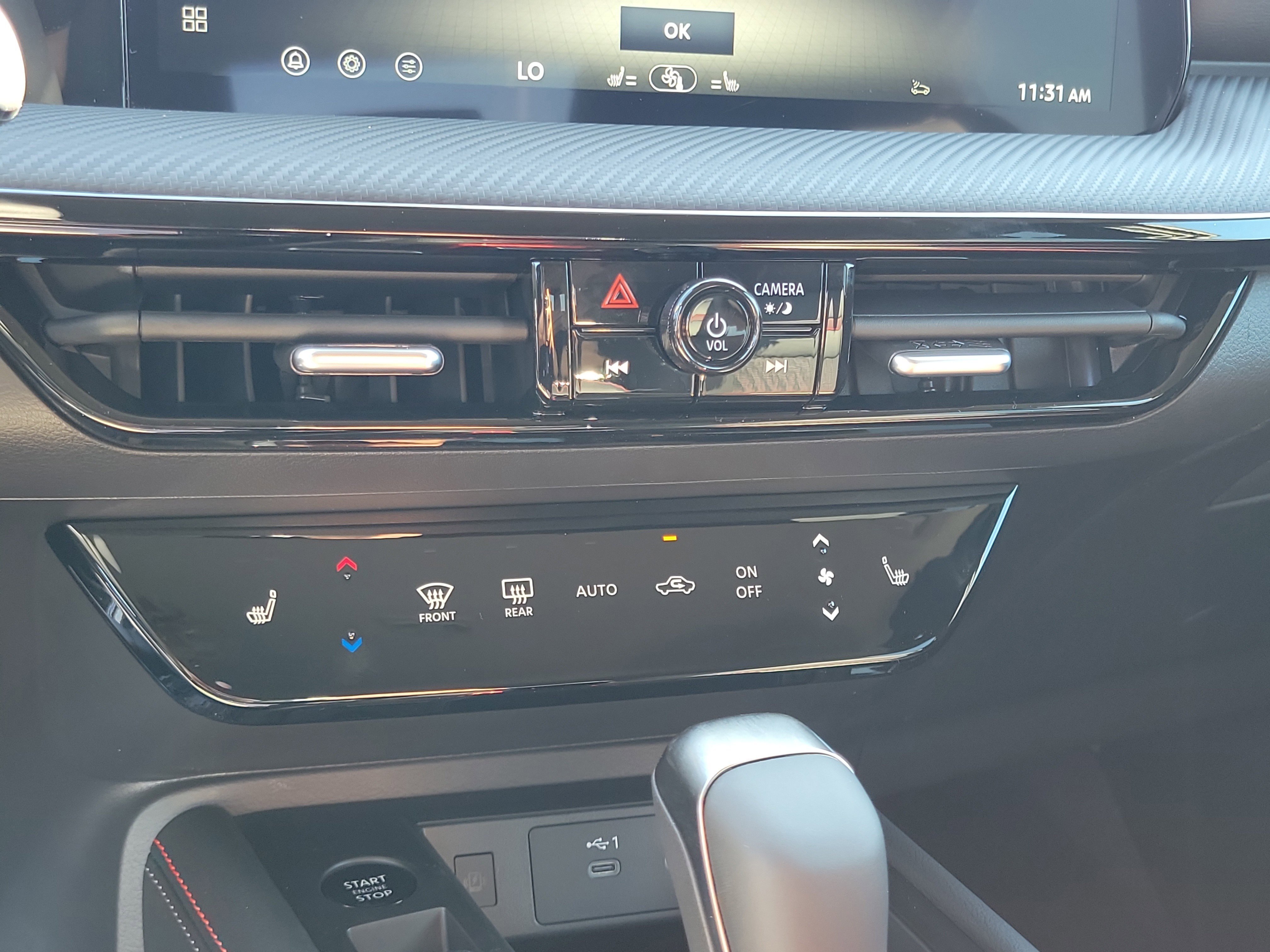 New 2026 Nissan Kicks SR w/ Cold Weather Package image 27