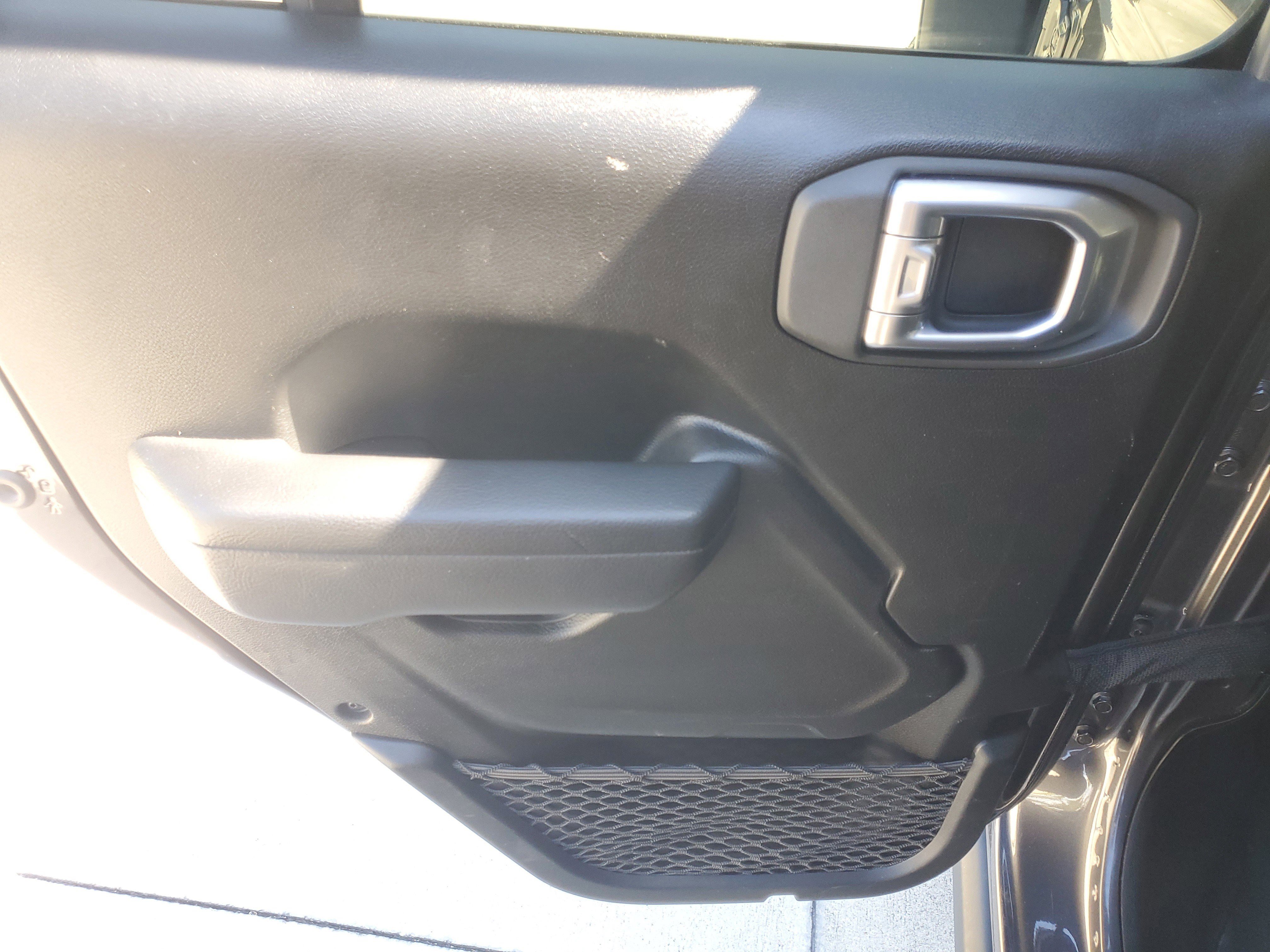 Used 2024 Jeep Wrangler Unlimited Rubicon 4xe image 15