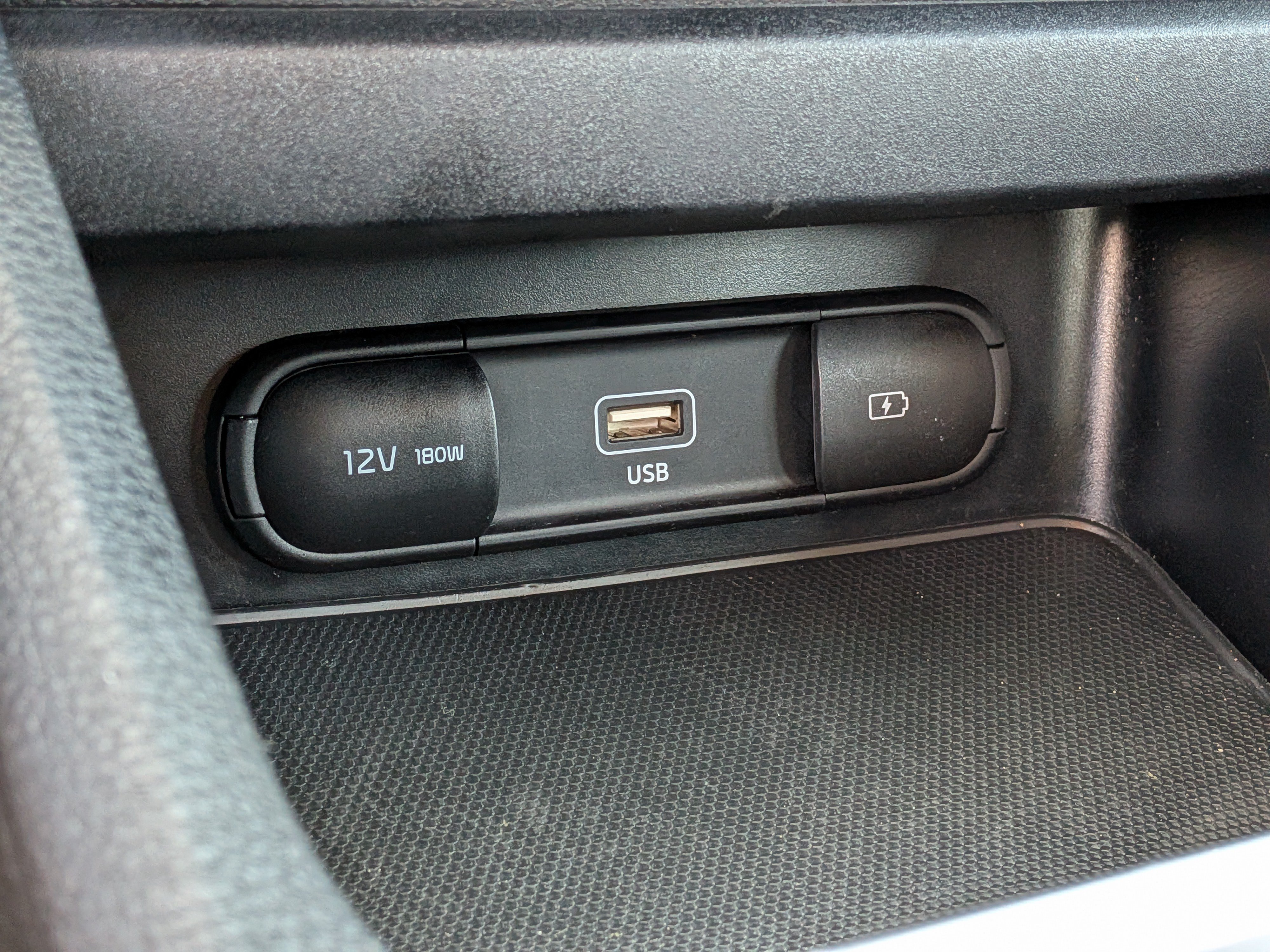 Used 2024 Kia Forte LXS FWD image 32