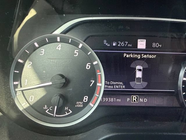 Used 2020 Nissan Titan SV w/ SV Convenience Package RWD image 11