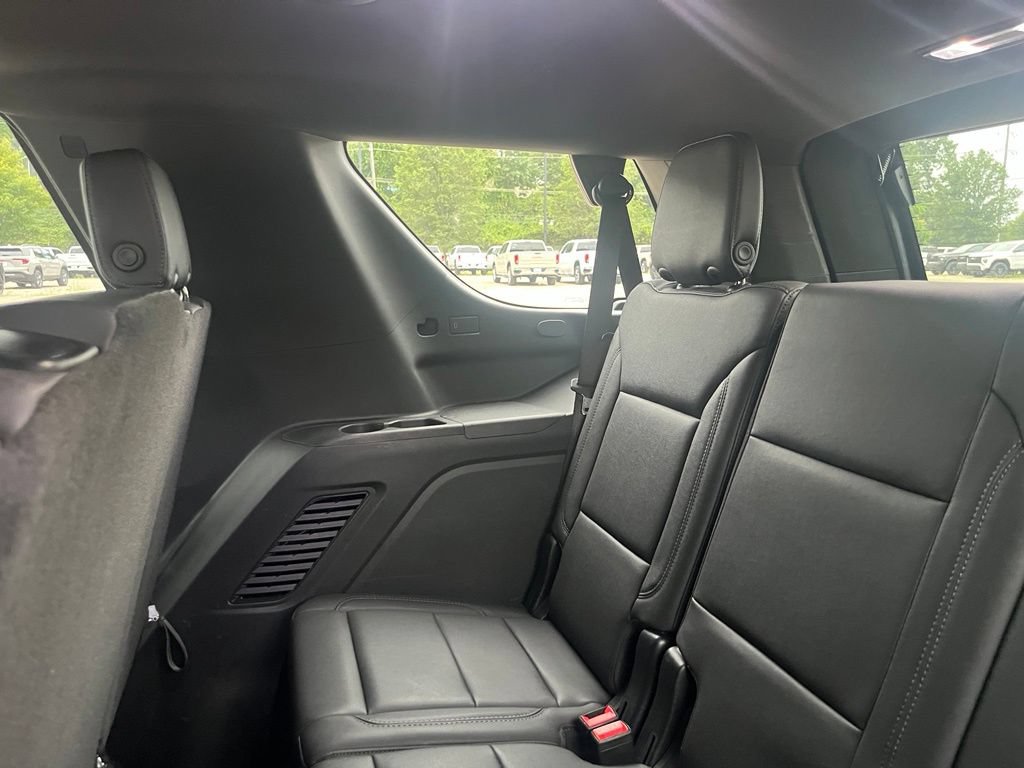 Used 2025 Chevrolet Tahoe LT AWD/4WD image 32