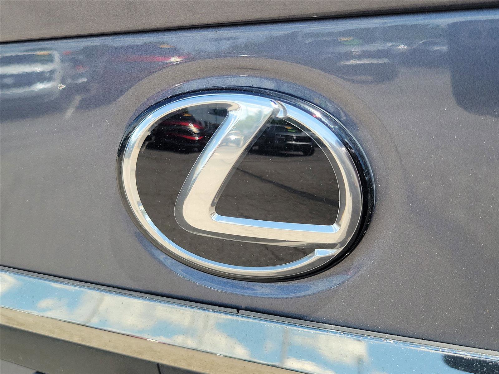Used 2019 Lexus ES 350 F Sport w/ Accessory Package 2 FWD image 7
