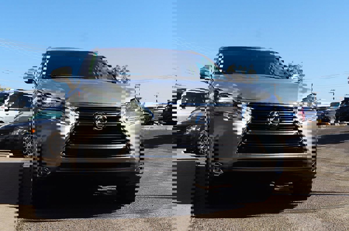 Used 2017 Lexus NX 200t FWD w/ Premium Package image 18