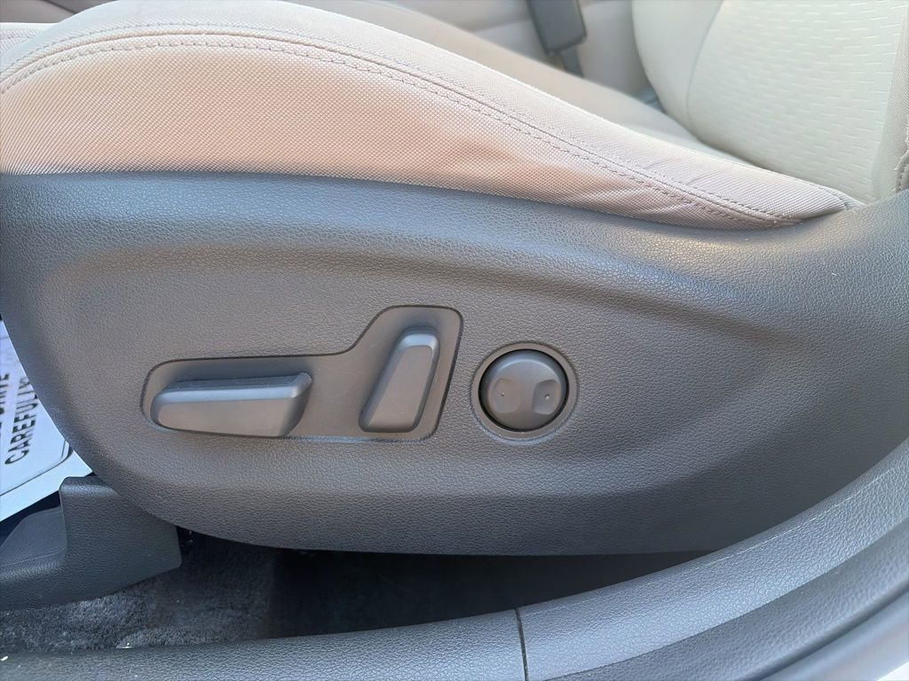 Used 2019 Hyundai Tucson Value AWD/4WD image 16