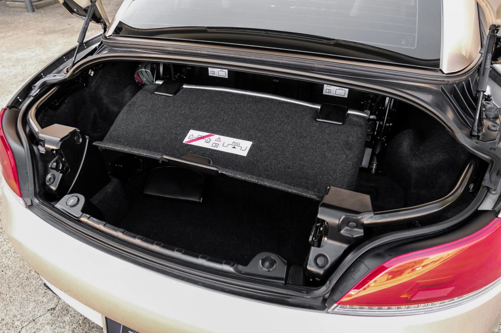 Used 2012 BMW Z4 sDrive28i image 54