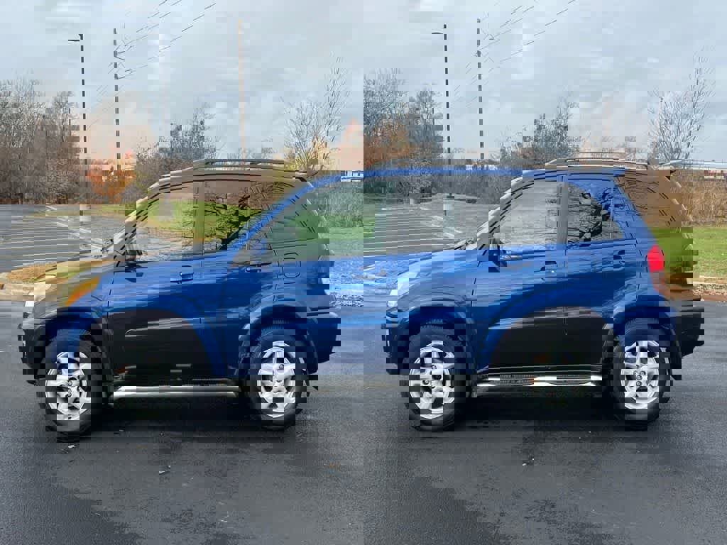 Used 2003 Toyota RAV4 4WD image 3