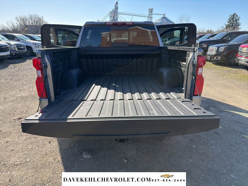 Used 2025 Chevrolet Silverado 1500 LTZ w/ LTZ Premium Package image 30