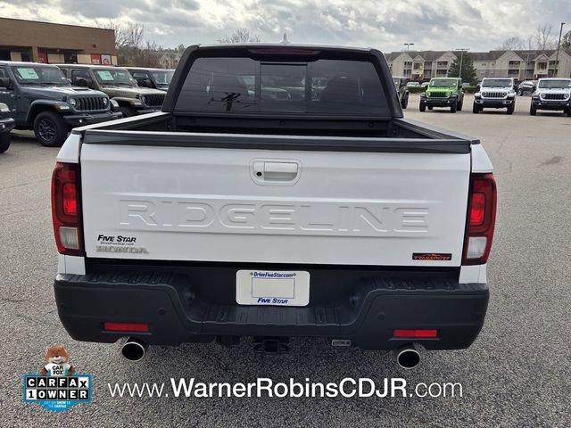 Used 2025 Honda Ridgeline TrailSport image 10