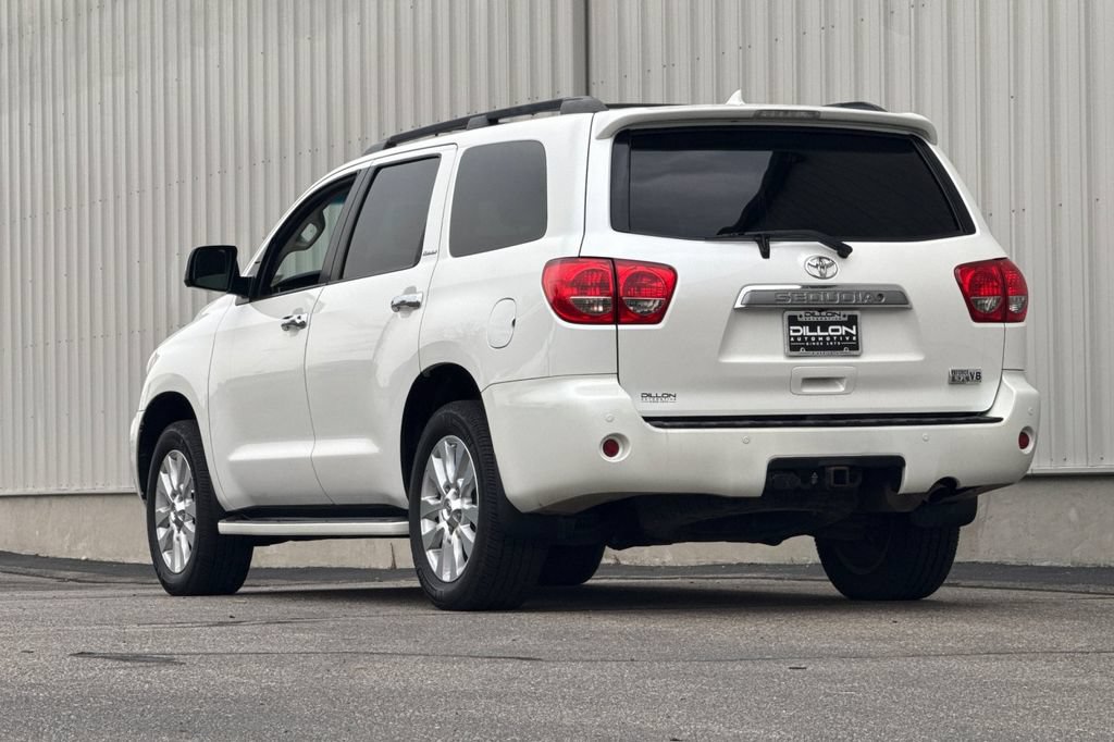 Used 2015 Toyota Sequoia Platinum AWD/4WD image 6