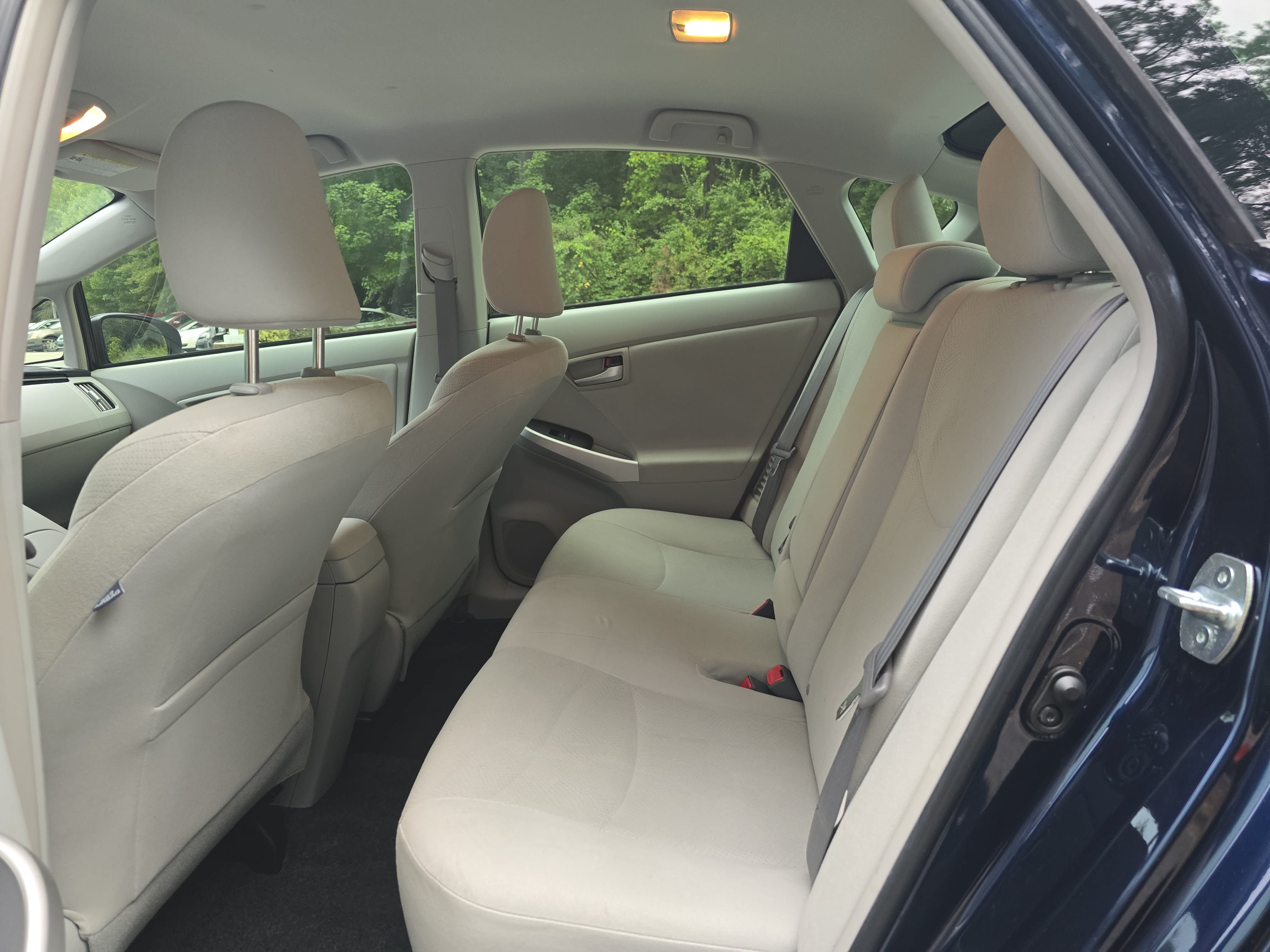 Used 2015 Toyota Prius Two FWD image 13