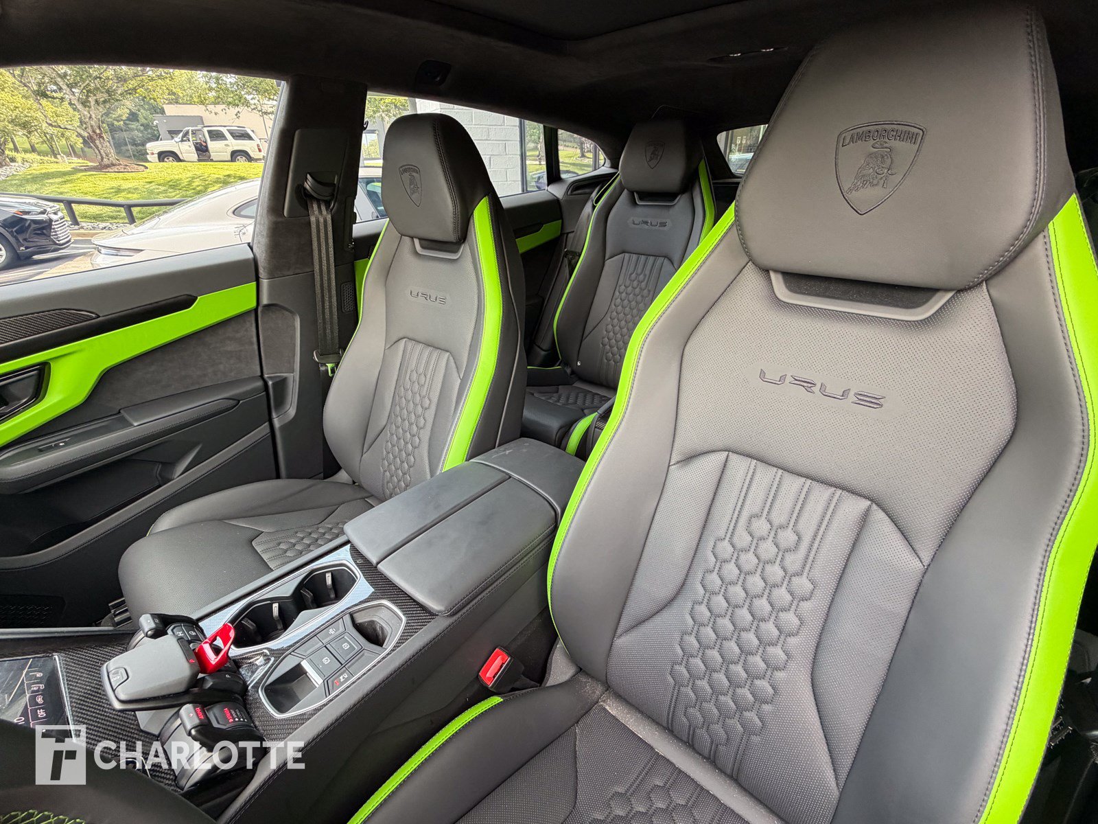 Used 2023 Lamborghini Urus S AWD/4WD image 4