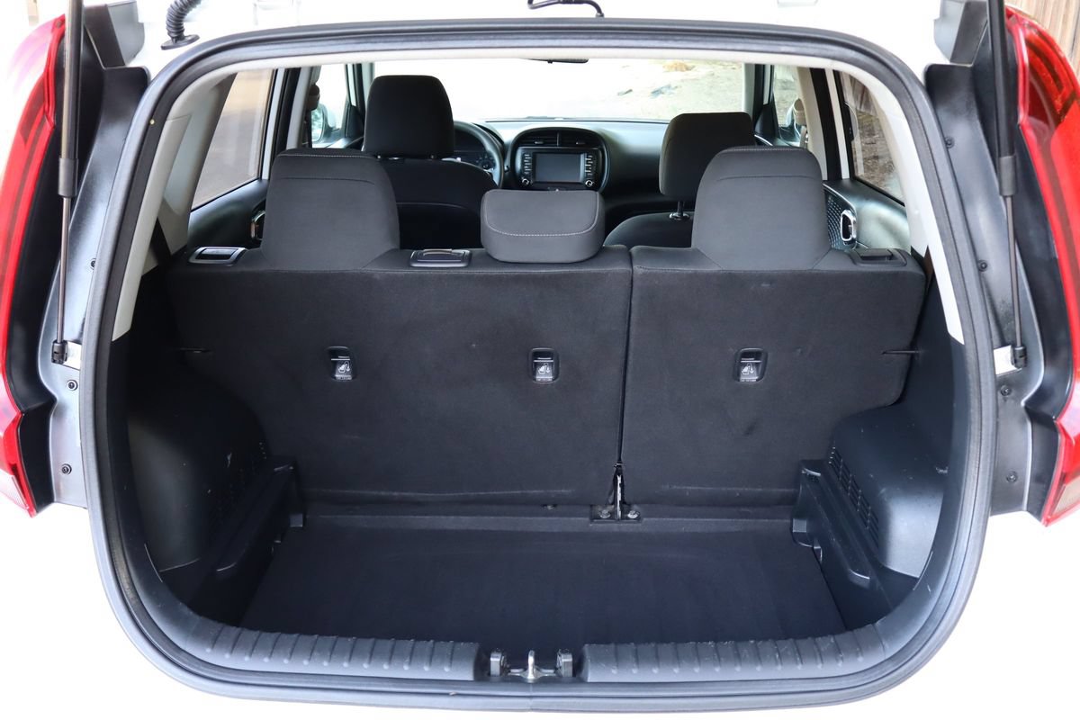 Used 2021 Kia Soul S FWD image 14