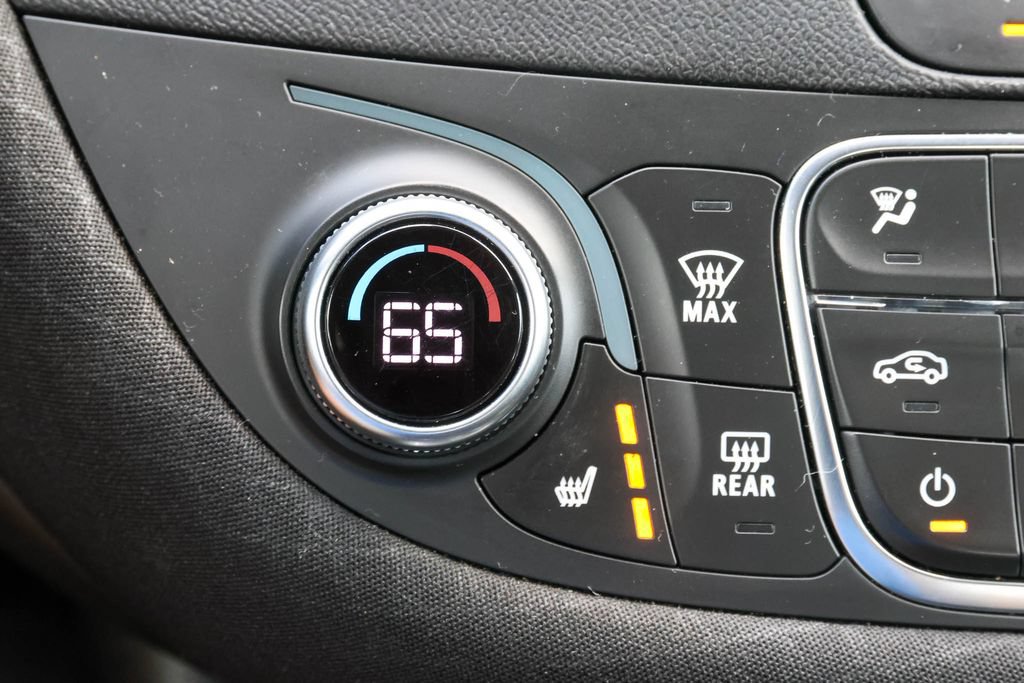 Used 2023 Chevrolet Malibu LT FWD image 21