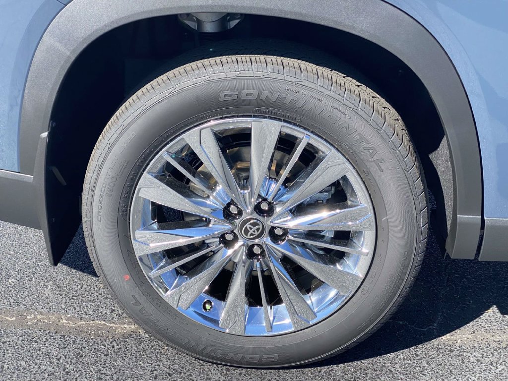 New 2026 Toyota Grand Highlander AWD image 3